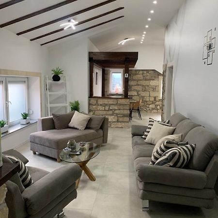 Kartal Centar Apartment Bihac Bagian luar foto