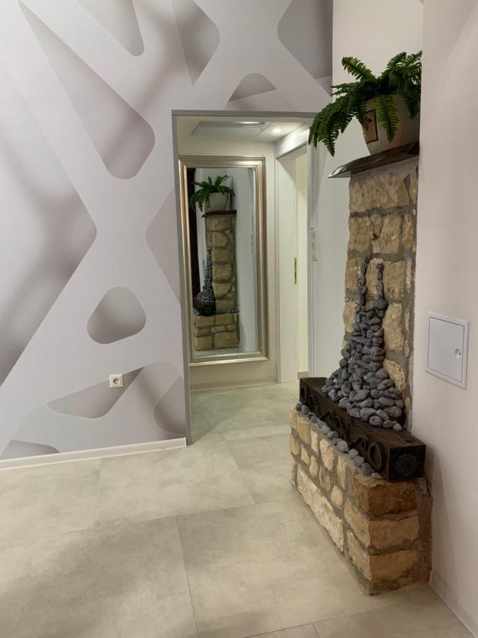 Kartal Centar Apartment Bihac Bagian luar foto