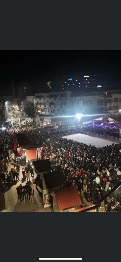 Kartal Centar Apartment Bihac Bagian luar foto