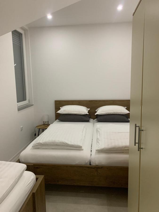 Kartal Centar Apartment Bihac Bagian luar foto