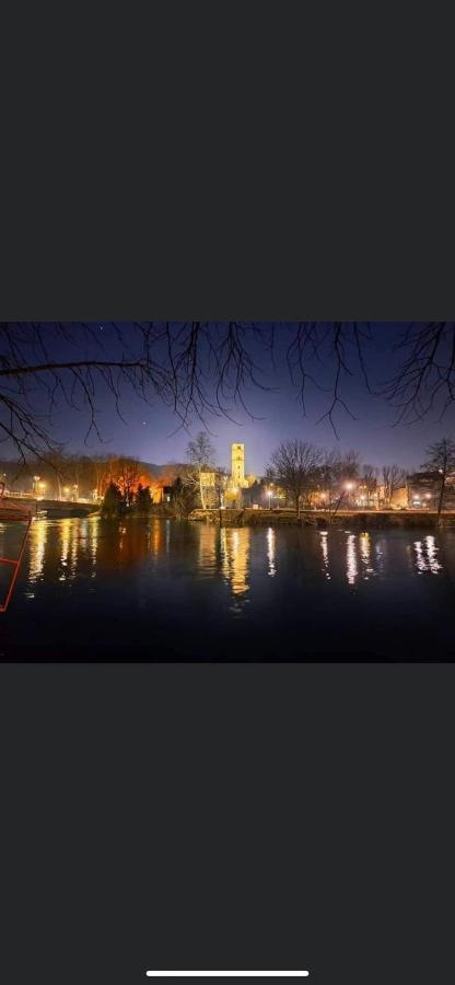Kartal Centar Apartment Bihac Bagian luar foto